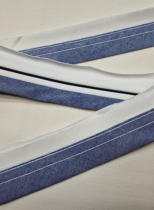 Корсажная лента джинсовая/белая с черным кантом - итальянские ткани Тессутидея F-6223